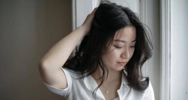男人背叛感情的表现有哪些？不爱了是否应该挽留？