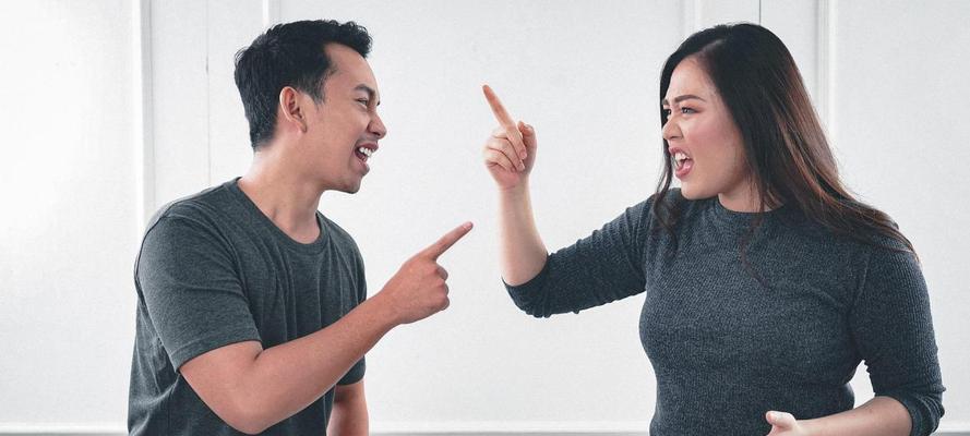 如何测试你的他控制欲有多强？控制欲强的表现有哪些？