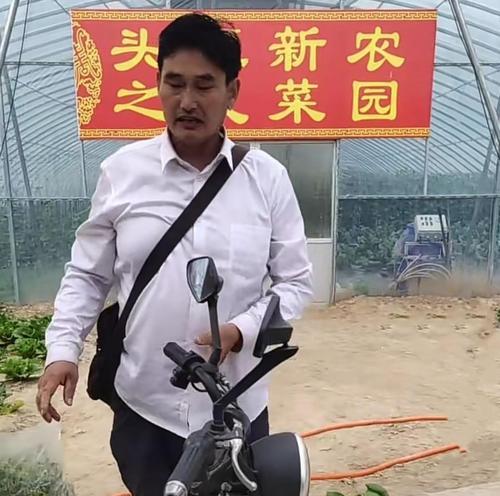 大衣哥朱之文近况如何？他的最新动态有哪些？