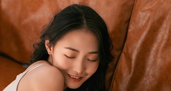 面对男人出轨女人该如何应对？情感专家的建议是什么？