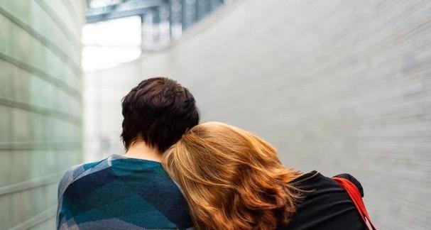 吵架分手后如何挽回男情人的心？