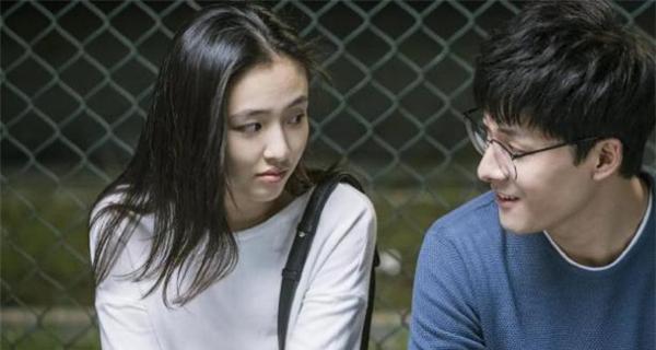 男人不够爱你时女人爱吃醋怎么办？如何处理这种情况？