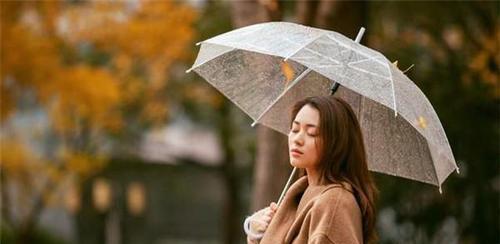 男人吃定的就是这种女人？如何成为吸引男性的理想女性？