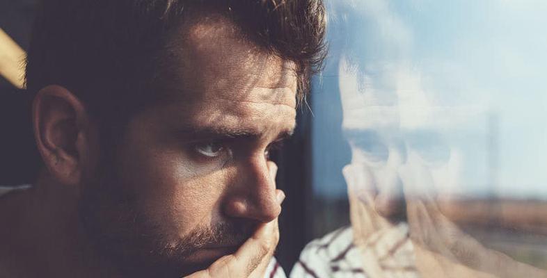 男人出轨了怎么办？如何识别男人出轨的表现？