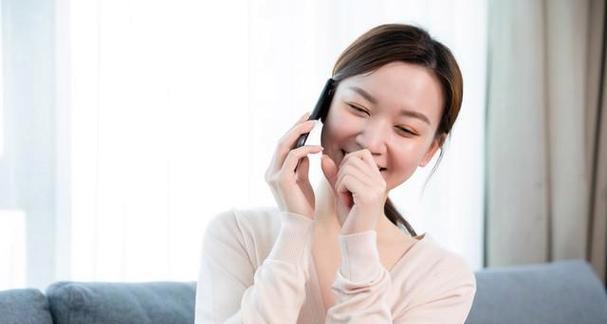 夫妻睡前应该聊哪些话题来增进感情？如何通过对话改善夫妻关系？