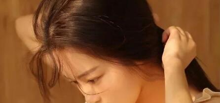 分手后哪些行为表明复合无望？如何面对无法挽回的感情？