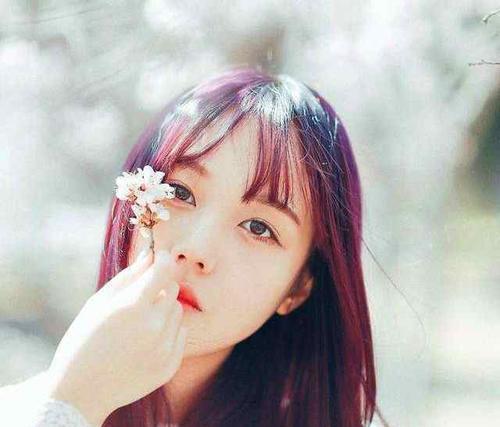 分手后女生的心理过程是怎样的？如何应对和调整？