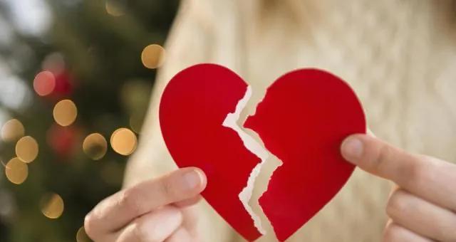 出轨离婚后孩子的抚养权归谁？如何处理抚养权问题？