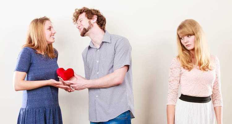 对付老公出轨最狠的一招是什么？如何有效应对婚姻中的背叛？