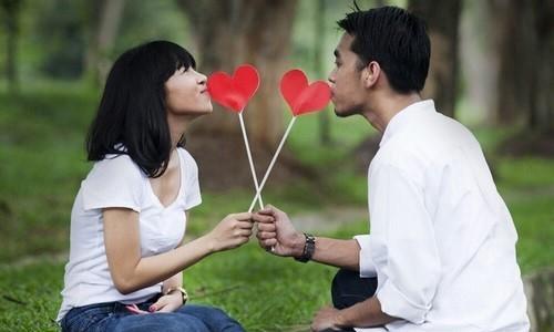 女友提出分手如何挽回？有效挽回感情的句子有哪些？