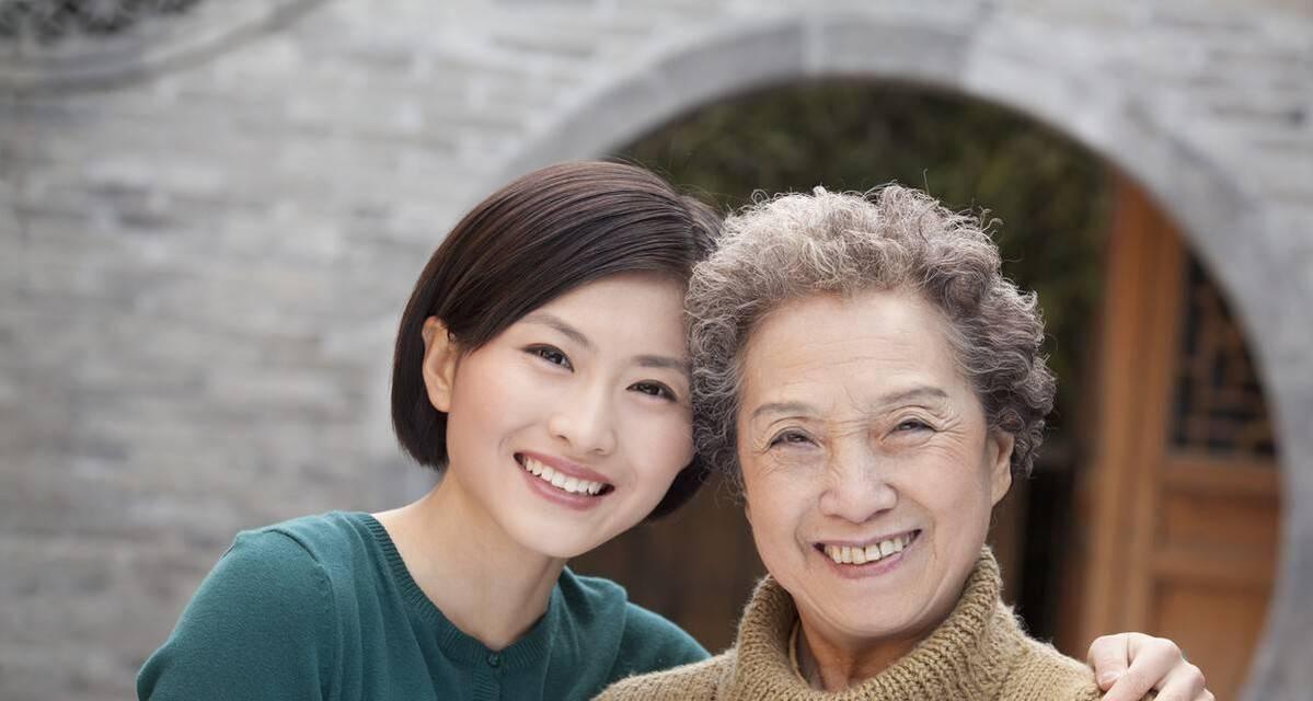 和婆婆住一起导致夫妻吵架怎么办？有效沟通技巧有哪些？