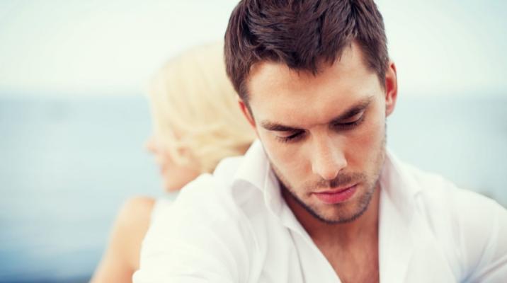 男人出轨后为何不愿离婚？背后的心理因素是什么？