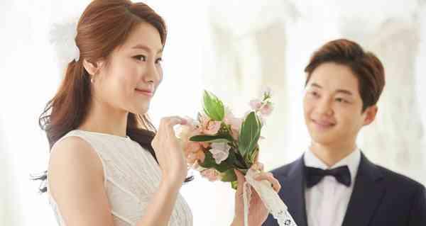 老公不爱沟通但不离婚怎么办？如何改善夫妻关系？