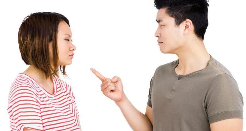 分手时如何挽回对方的心？挽回爱情的正确方法是什么？