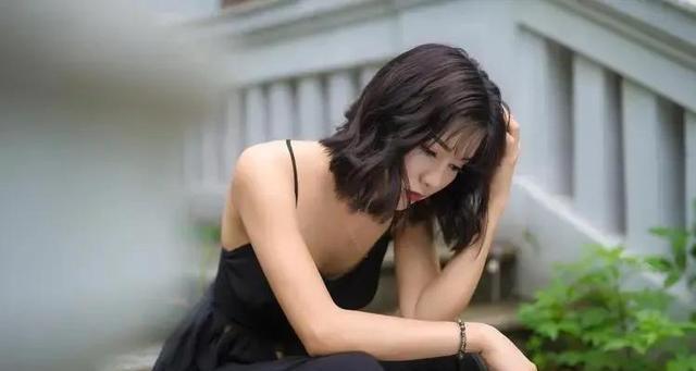女人出轨不承认的表现有哪些？如何发现和应对？