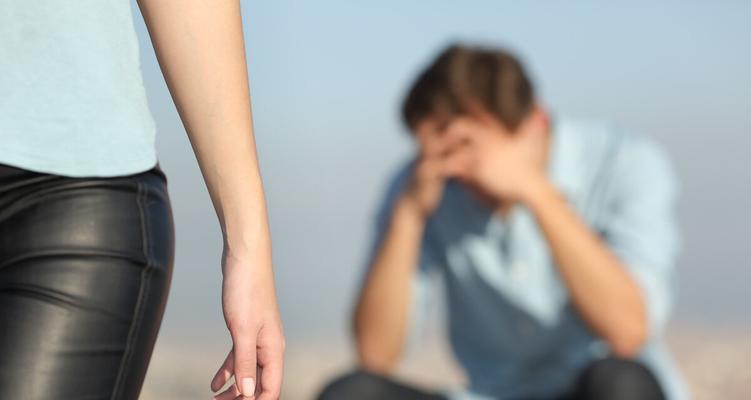 重拾夫妻恩爱，挽回感情（如何化解感情不和）