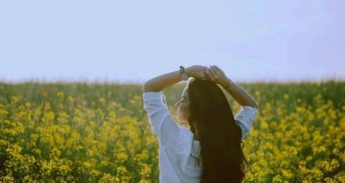 当爱人越绝情，越能证明爱的真实（以情人越绝情越是真爱不爱你会绝情吗）