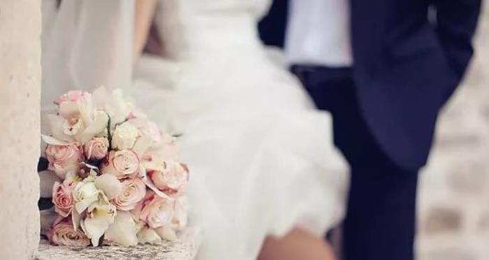 年龄差距大的感情出现危机如何挽回？有效方法有哪些？