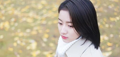 如何挽留要分手的女朋友（15个实用技巧帮你赢回她的心）