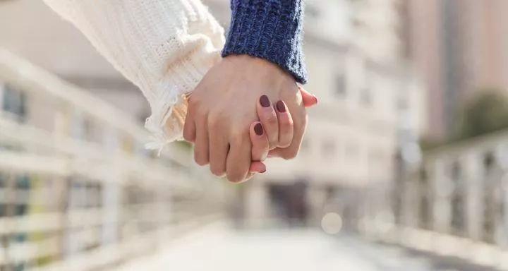 婚姻中的女人为何感觉不被爱（深入解析女性婚姻中的心理与情感）