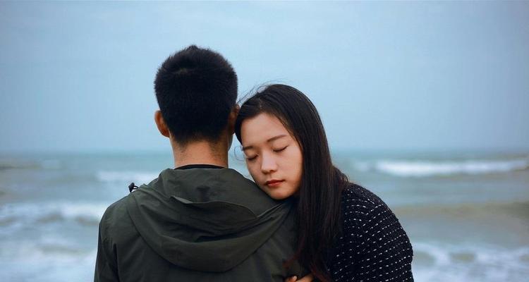 老公是个妈宝男怎么办（应对策略及心理调整）