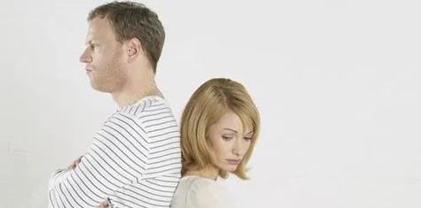 面对坚决离婚的老公，女人如何挽回婚姻？