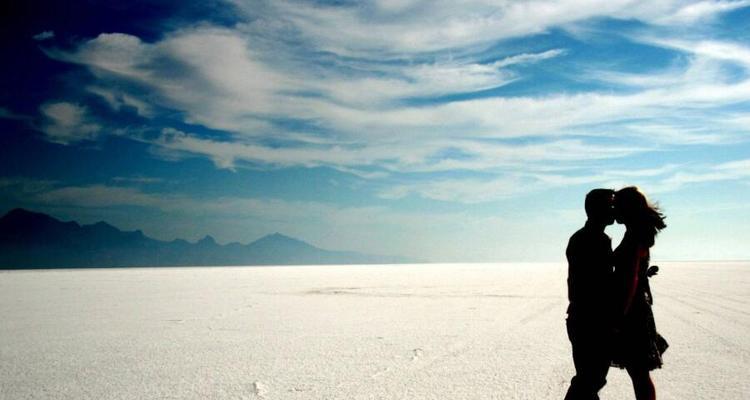 异地恋行动挽回爱情的3个方法（让距离变得微不足道）