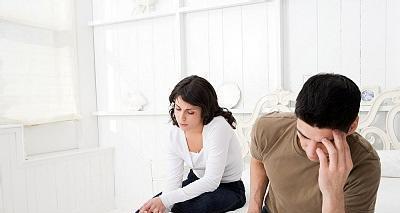 婚姻亮红灯怎么办？两招轻松挽回老公的心？