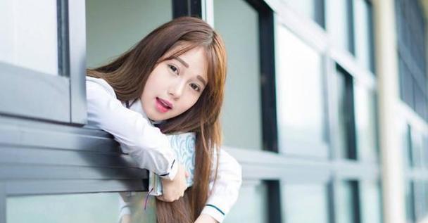 面对老公与他人同居不敢离婚怎么办？如何寻求帮助？