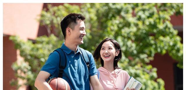 不同年龄的女人用什么来恋爱？恋爱方式随年龄变化吗？