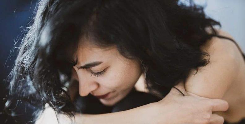 如何原谅老公出轨（重建婚姻的秘诀）