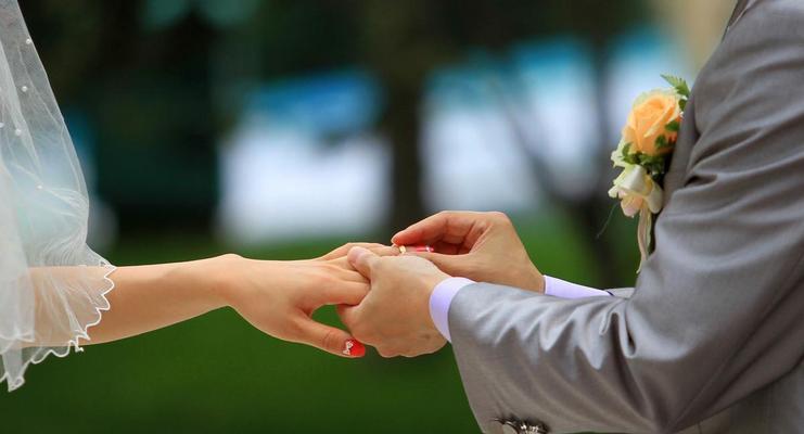 婚姻破裂，如何重新修复（挽回婚姻的有效方法和技巧）