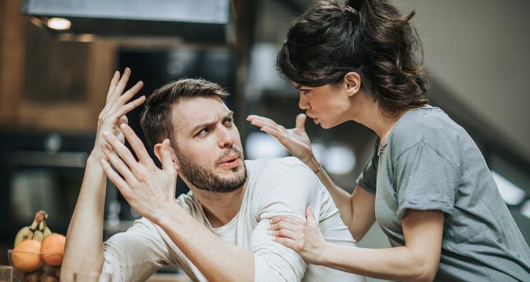 如何挽回前女友的最佳时机（分手后的反思与行动计划）