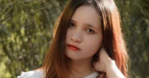 女人放不下男人的表现（探究女人对于爱情的坚持与执着）