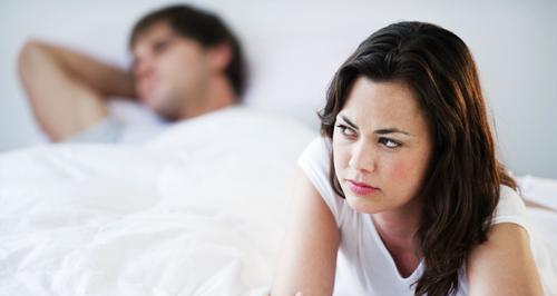 发现老公有婚外情怎么办？如何挽回他的心？