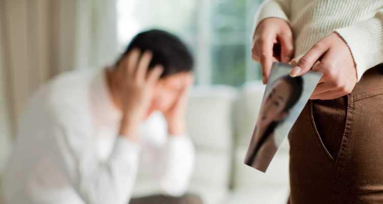 老婆出轨后的挽回婚姻攻略（如何应对老婆出轨）