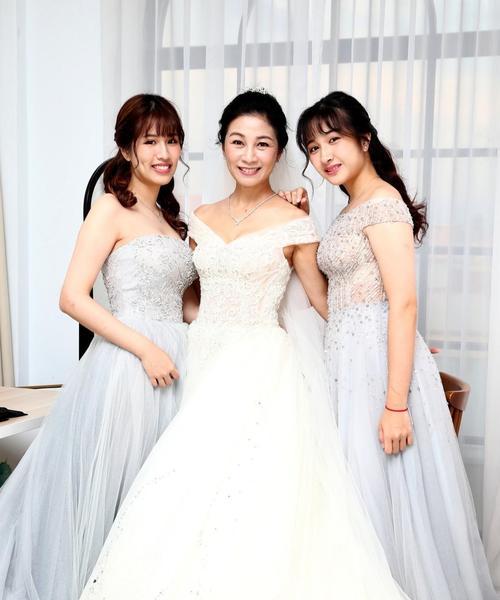 校花婚姻破裂（以10年后为镜）
